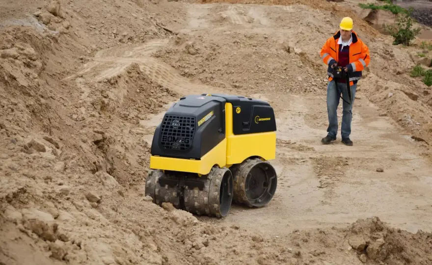 BOMAG BMP 8500 - kiedy ta zagęszczarka naprawdę ma sens?