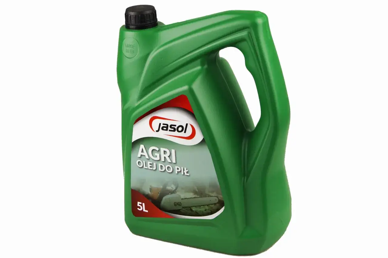 Zielony kanister z olejem Jasol AGRI 5L. Odpowiedni olej do smarowania łańcucha piły, zapewniający płynną pracę.